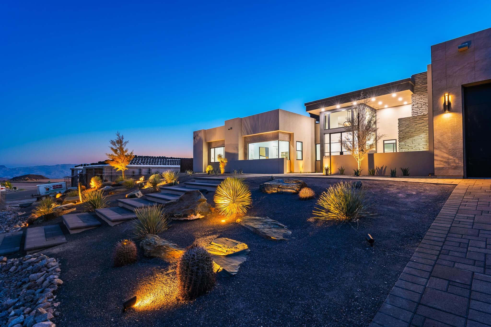 ROLLING STONE, LHC, AZ-008