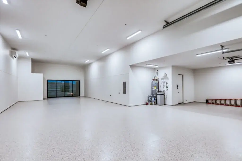 6265AviendaDeLasColinasEveningReshoot_27-1024x682