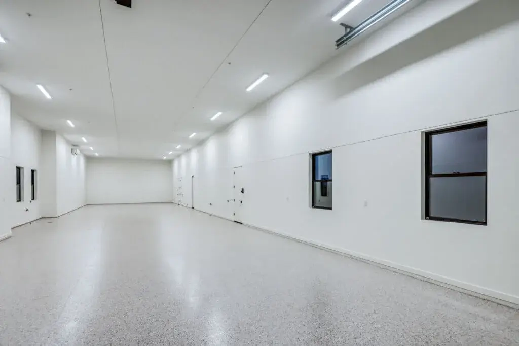 6265AviendaDeLasColinasEveningReshoot_34-1024x682