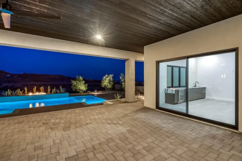 6265AviendaDeLasColinasEveningReshoot_35-1024x682