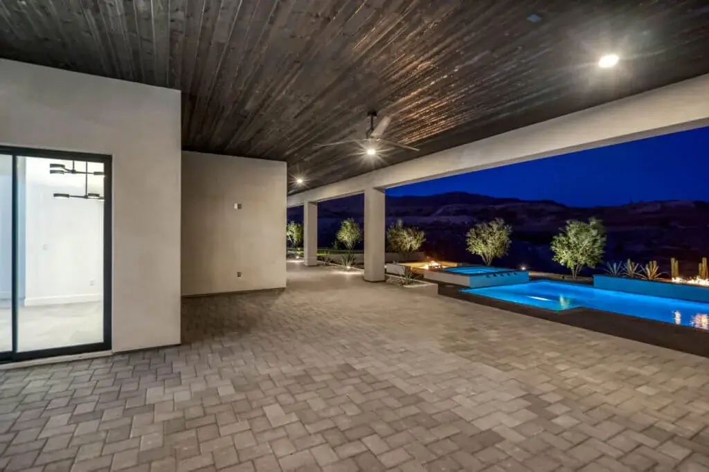 6265AviendaDeLasColinasEveningReshoot_36-1024x682