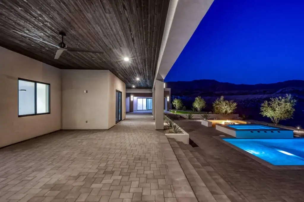 6265AviendaDeLasColinasEveningReshoot_37-1024x682