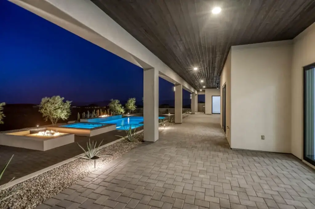 6265AviendaDeLasColinasEveningReshoot_52-1024x682