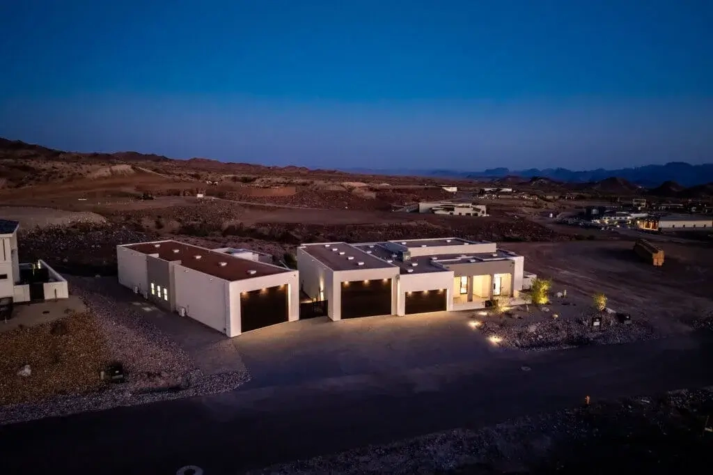 6265AviendaDeLasColinasEveningReshoot_62-1024x682