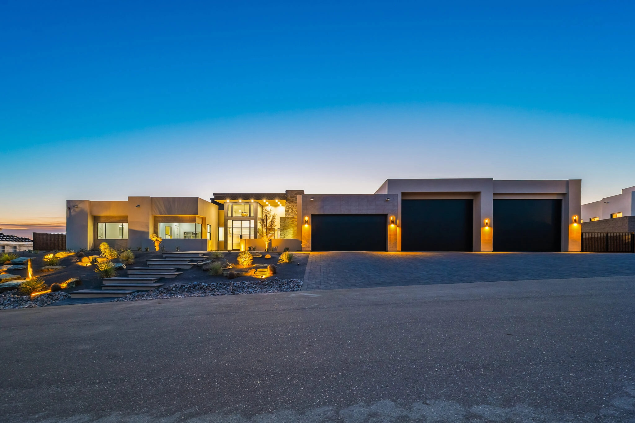 ROLLING STONE, LHC, AZ-003