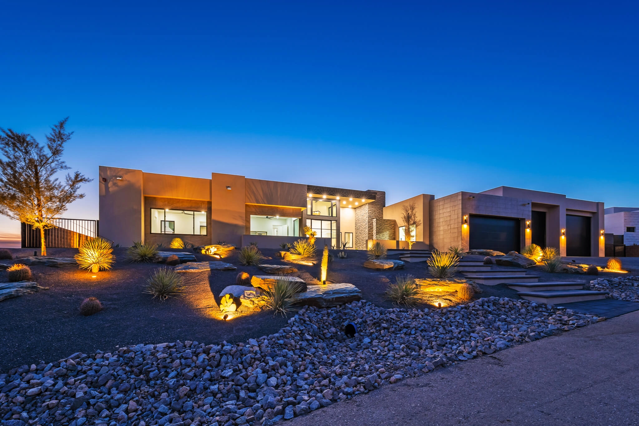 ROLLING STONE, LHC, AZ-004