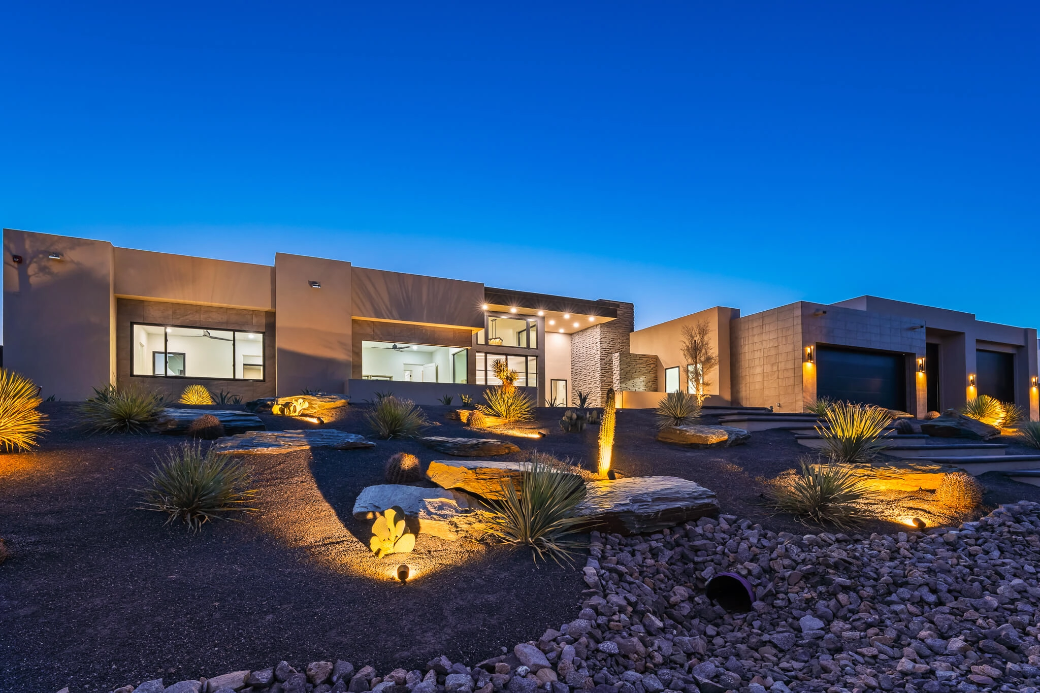 ROLLING STONE, LHC, AZ-005