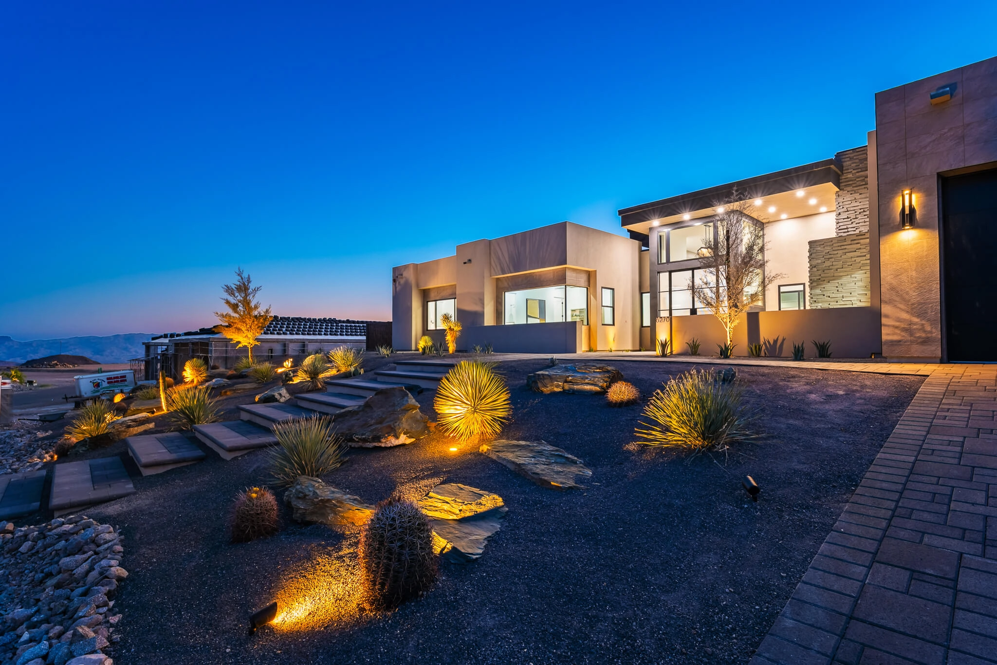 ROLLING STONE, LHC, AZ-008