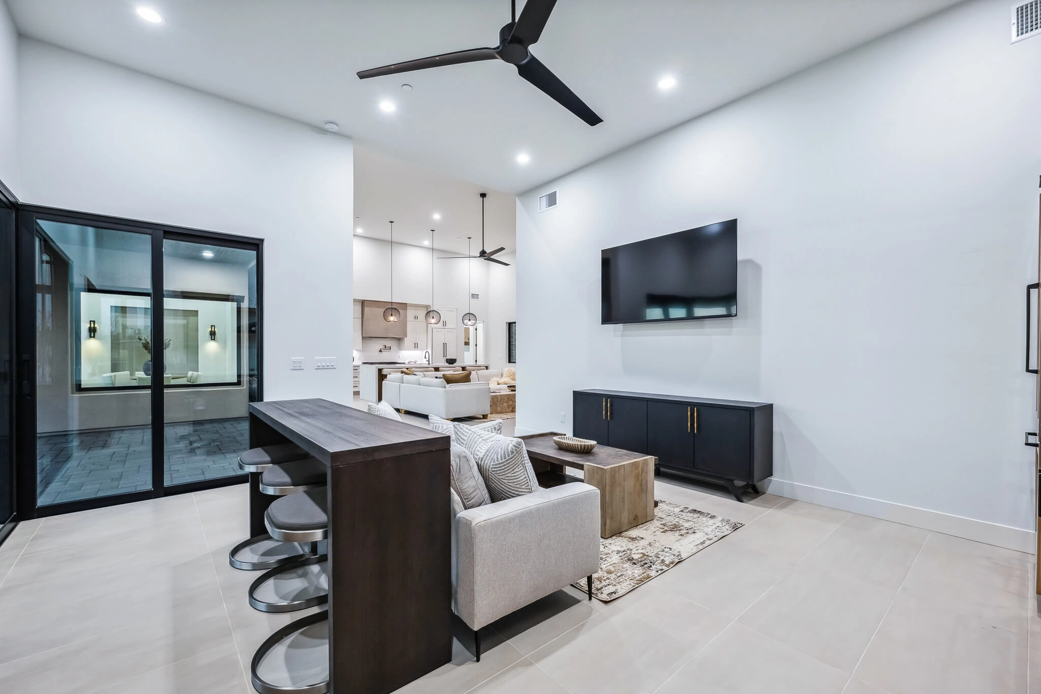 ROLLING STONE, LHC, AZ-038