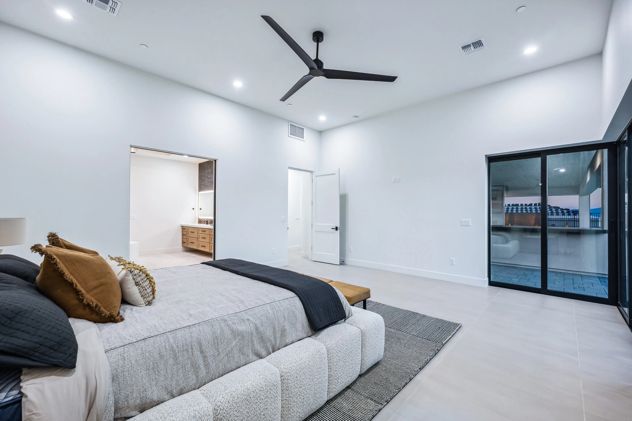 ROLLING STONE, LHC, AZ-042