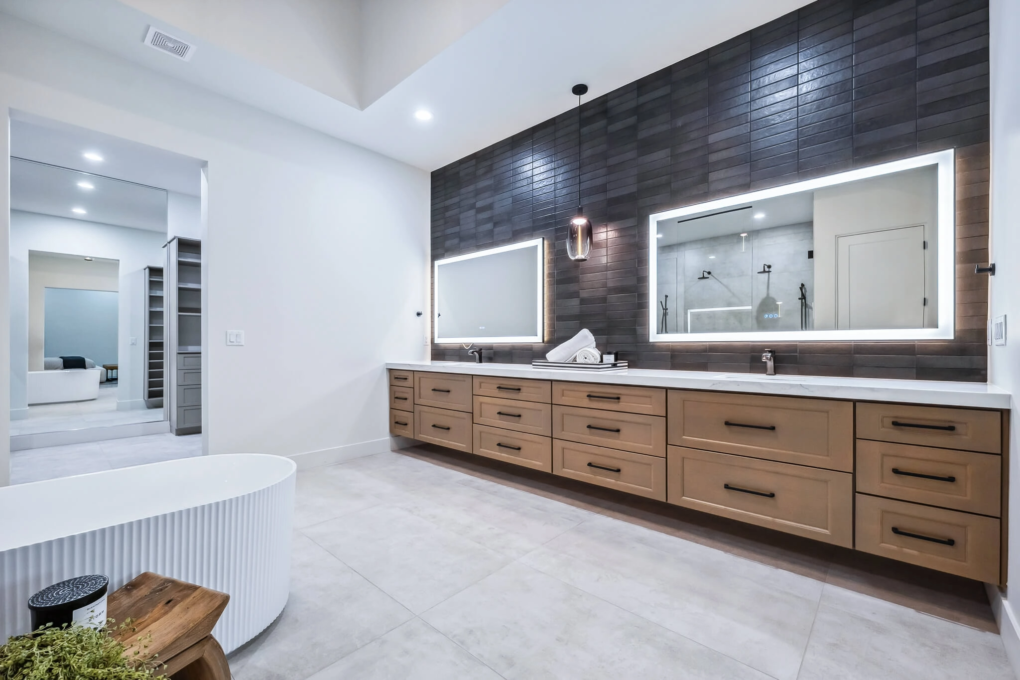 ROLLING STONE, LHC, AZ-044