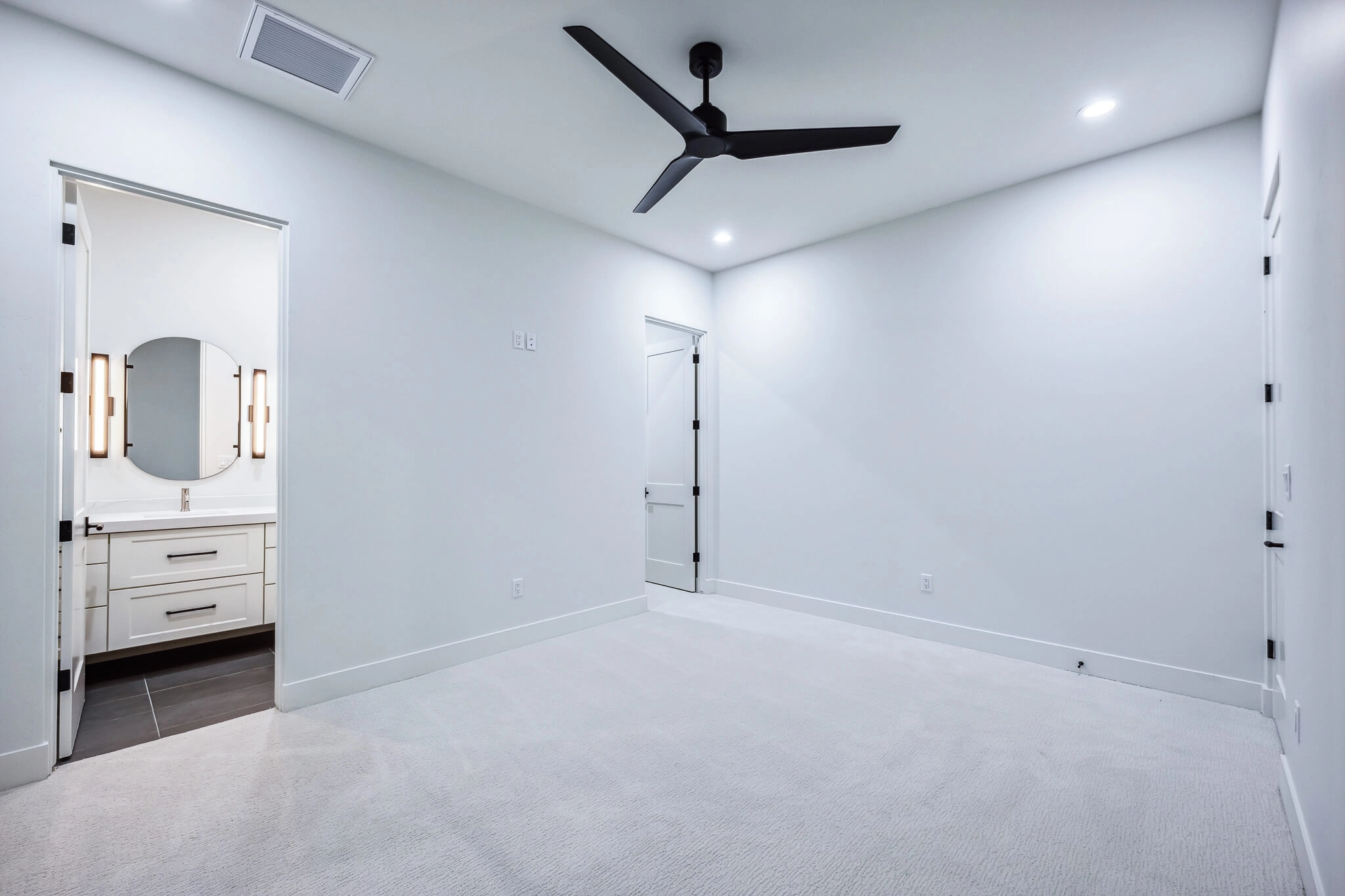 ROLLING STONE, LHC, AZ-067