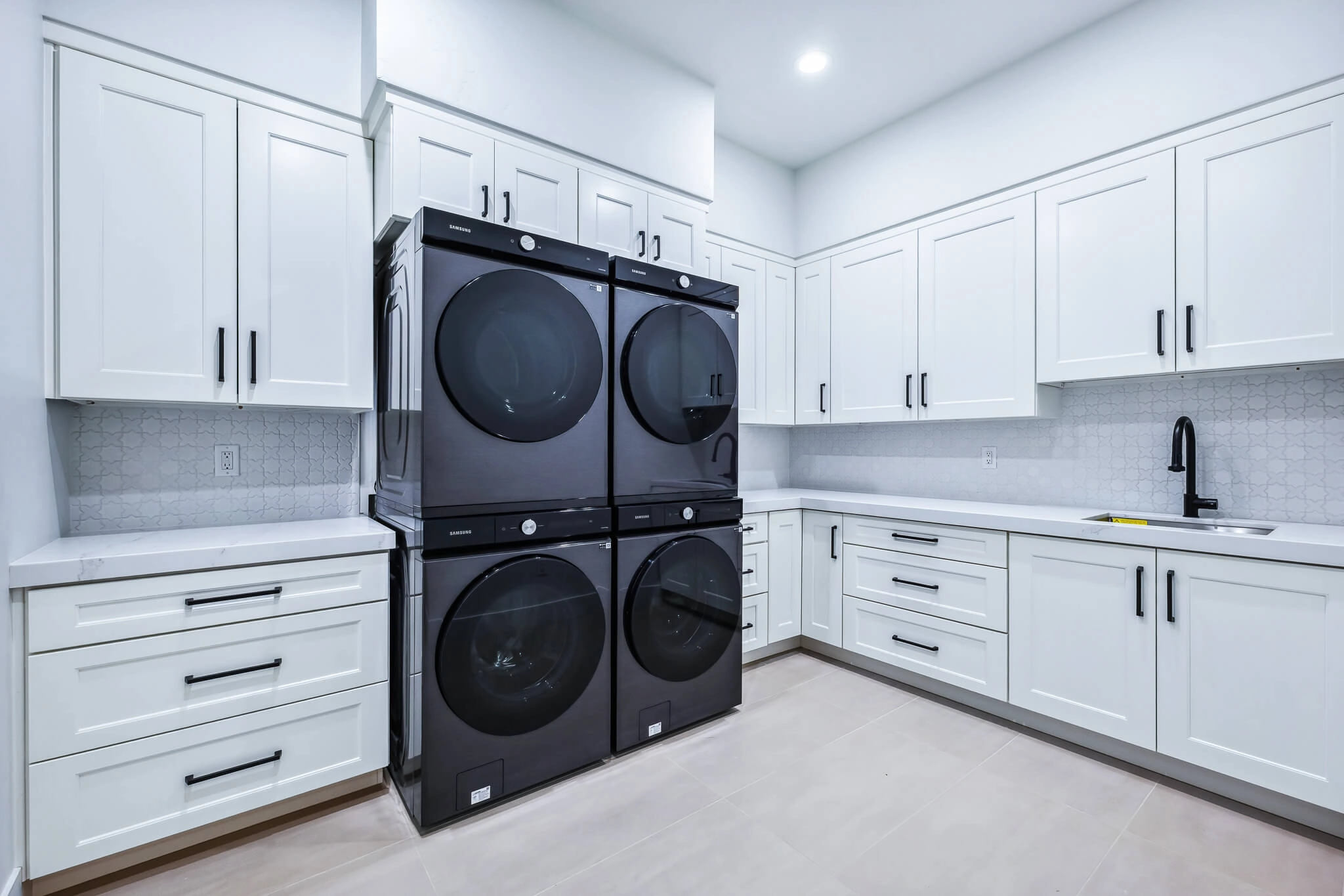 ROLLING STONE, LHC, AZ-077