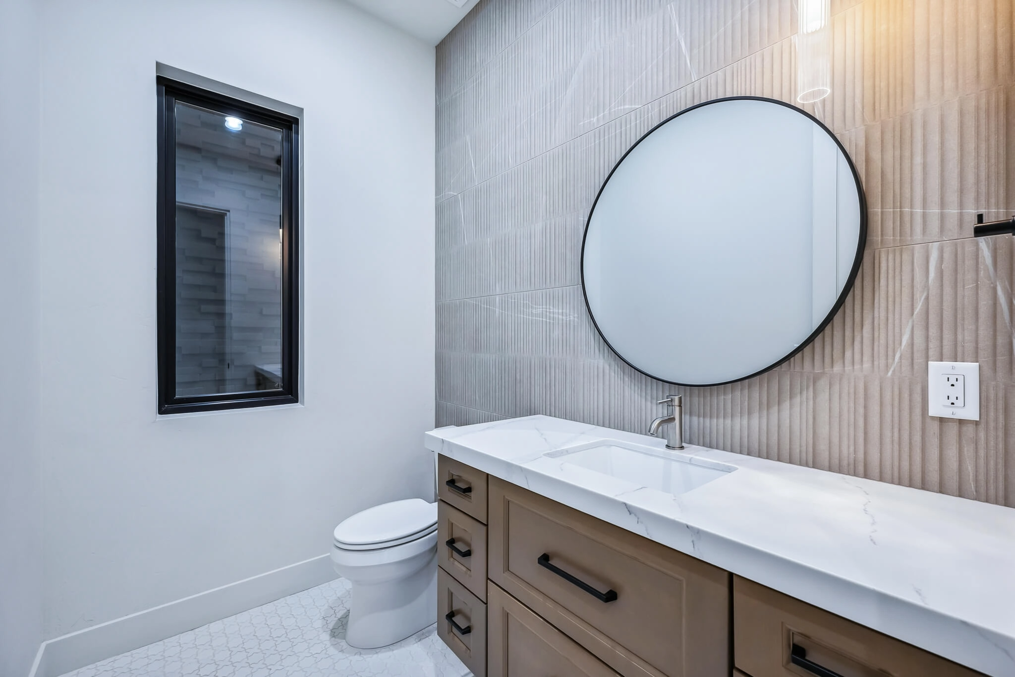 ROLLING STONE, LHC, AZ-079