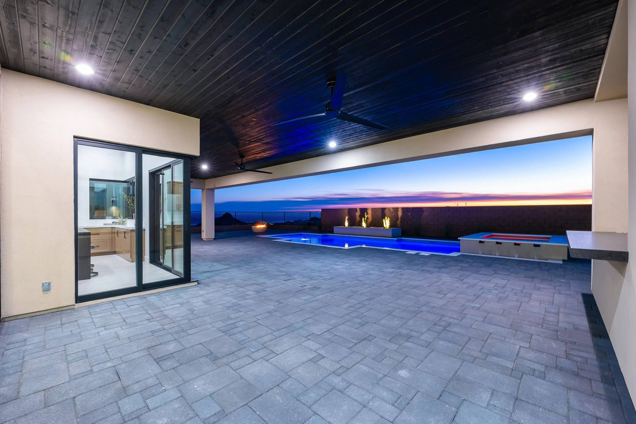 ROLLING STONE, LHC, AZ-093