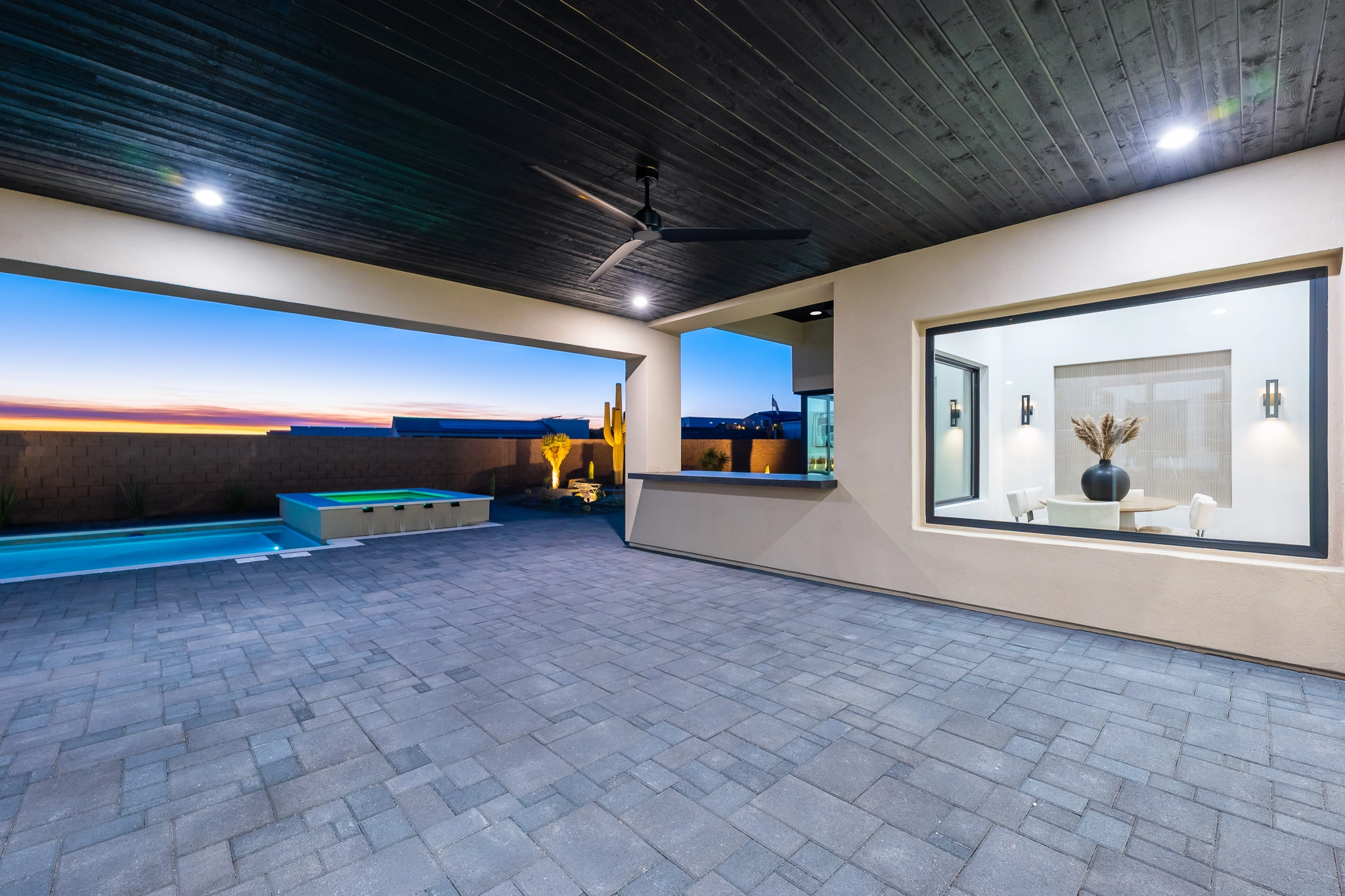 ROLLING STONE, LHC, AZ-094