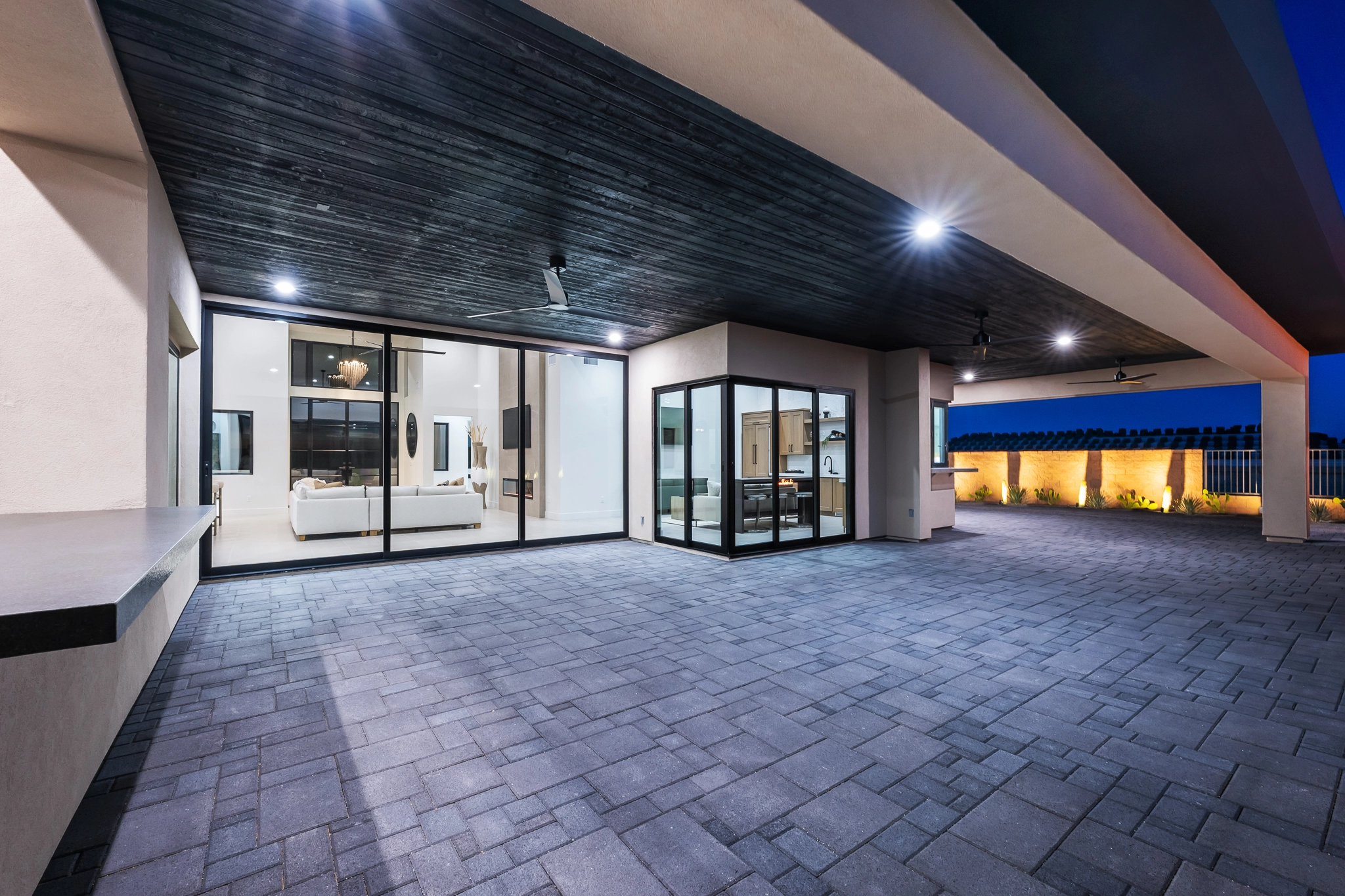 ROLLING STONE, LHC, AZ-116