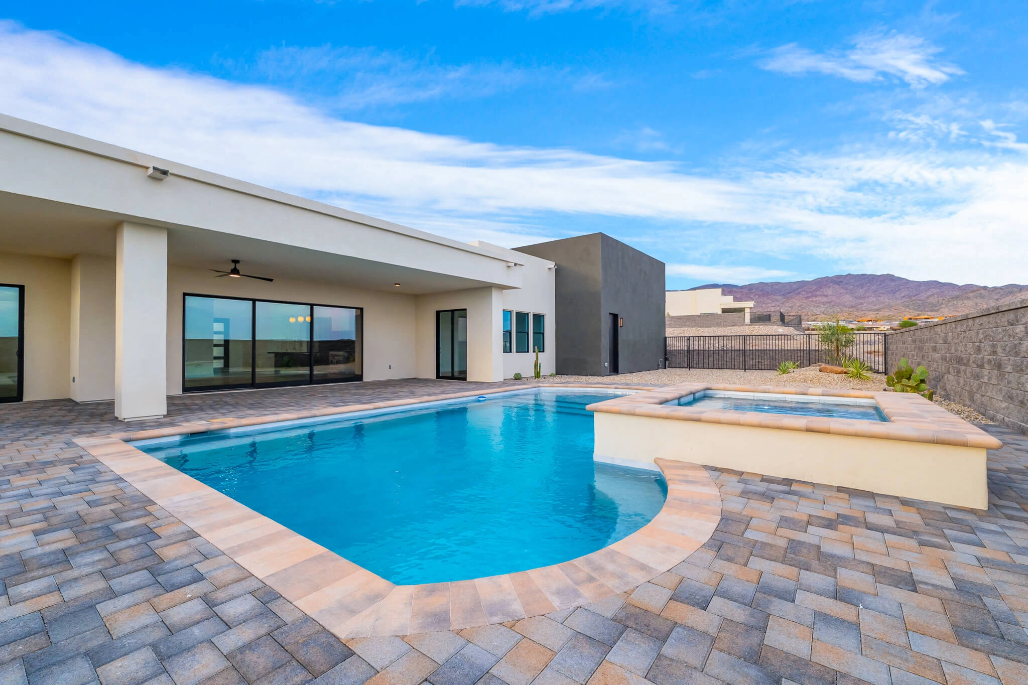 Trinity APX Pix 2-40